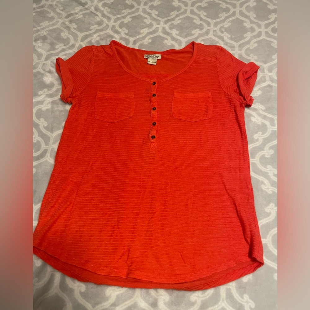 LUCKY BRAND women’s orange top, size extra small.